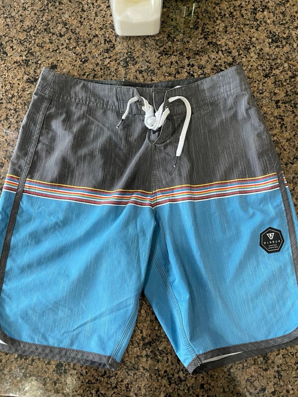 Vissla Board Shorts Mens 30 Gray Blue stripes adjustable closure perfect pocket